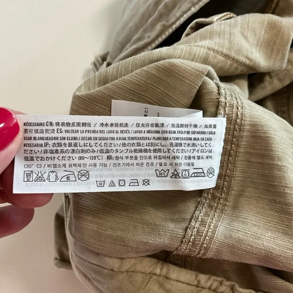 Abercrombie & Fitch Utility Short - Picture 9 of 10